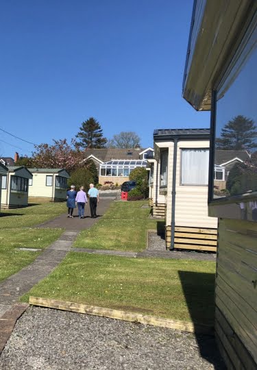 Holiday Park Saundersfoot | Caravan Park Amroth | Pinewood B&B ...